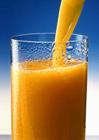Почему на фруктовом соке из концентрата написано 100% сок?